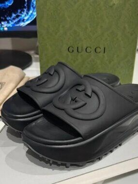 Gucci Women's Elegant Black Interlocking G Platform Sandals